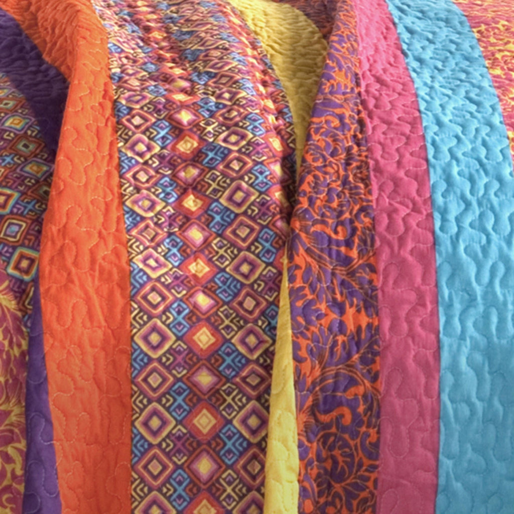 Full / Queen Colorful Floral Geometric Pattern 5 Piece Cotton Quilt Set - Deals Kiosk