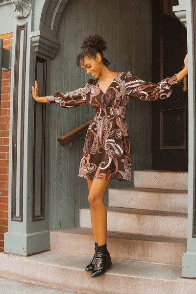 A Woven Mini Dress In Vintage Paisley Print - Deals Kiosk