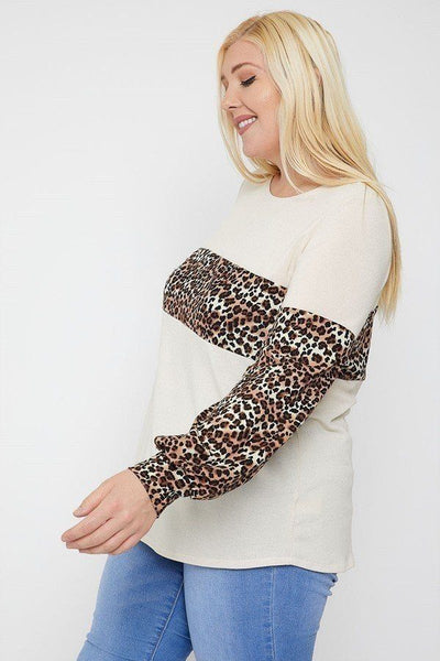 Round Neckline Contrast Print Top - Deals Kiosk