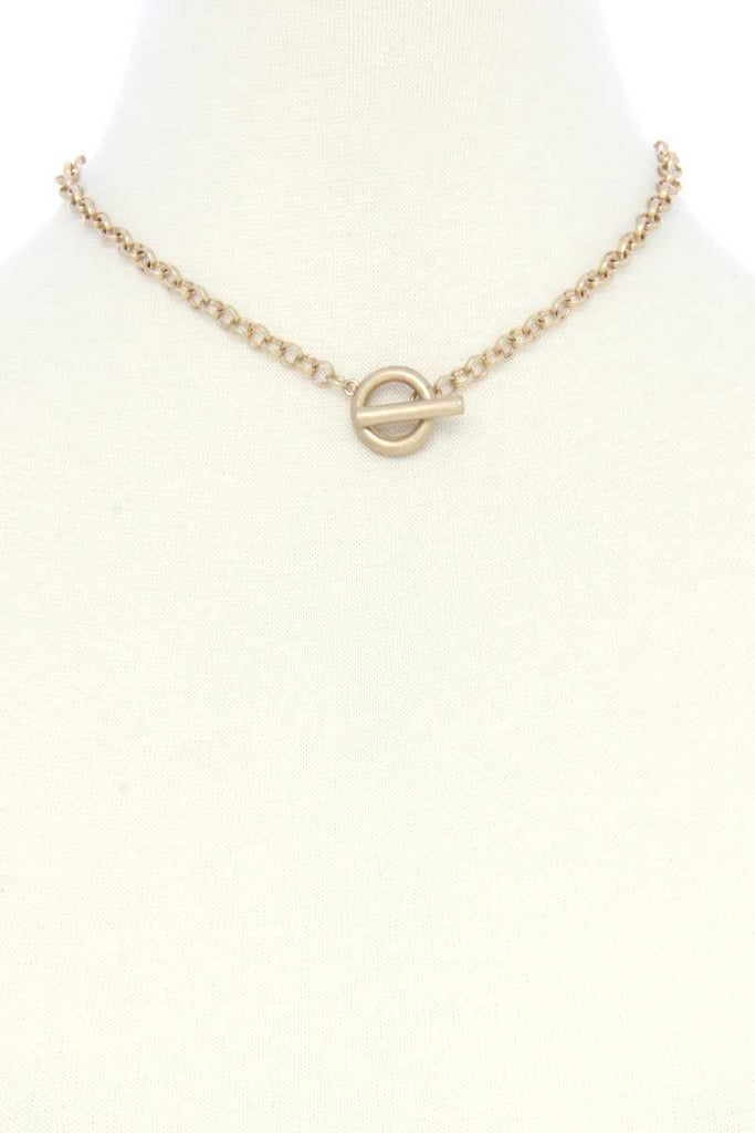 Metal Toggle Clasp Necklace - Deals Kiosk