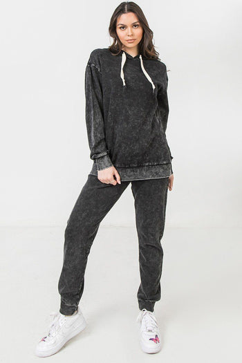 A Mineral Washed Hoodie - Deals Kiosk