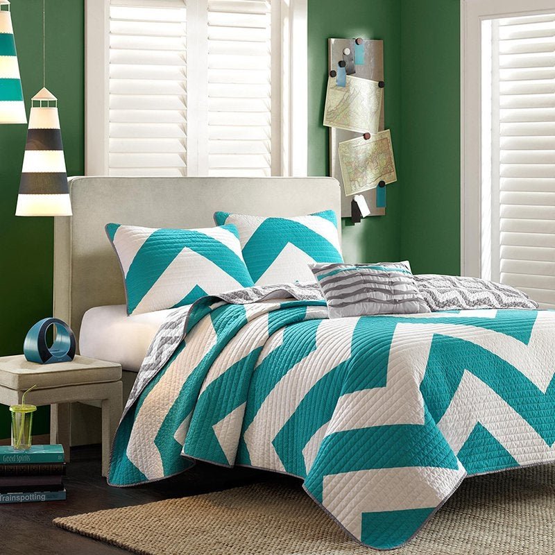 Full Queen size 3-Piece Quilt Set Reversible Chevron Stripe Gray White Teal - Deals Kiosk