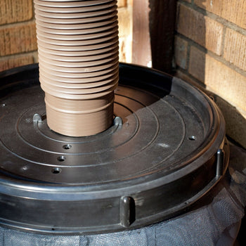 60-Gallon HDPE Food Grade Plastic Rain Barrel with Screw on Cover - Deals Kiosk