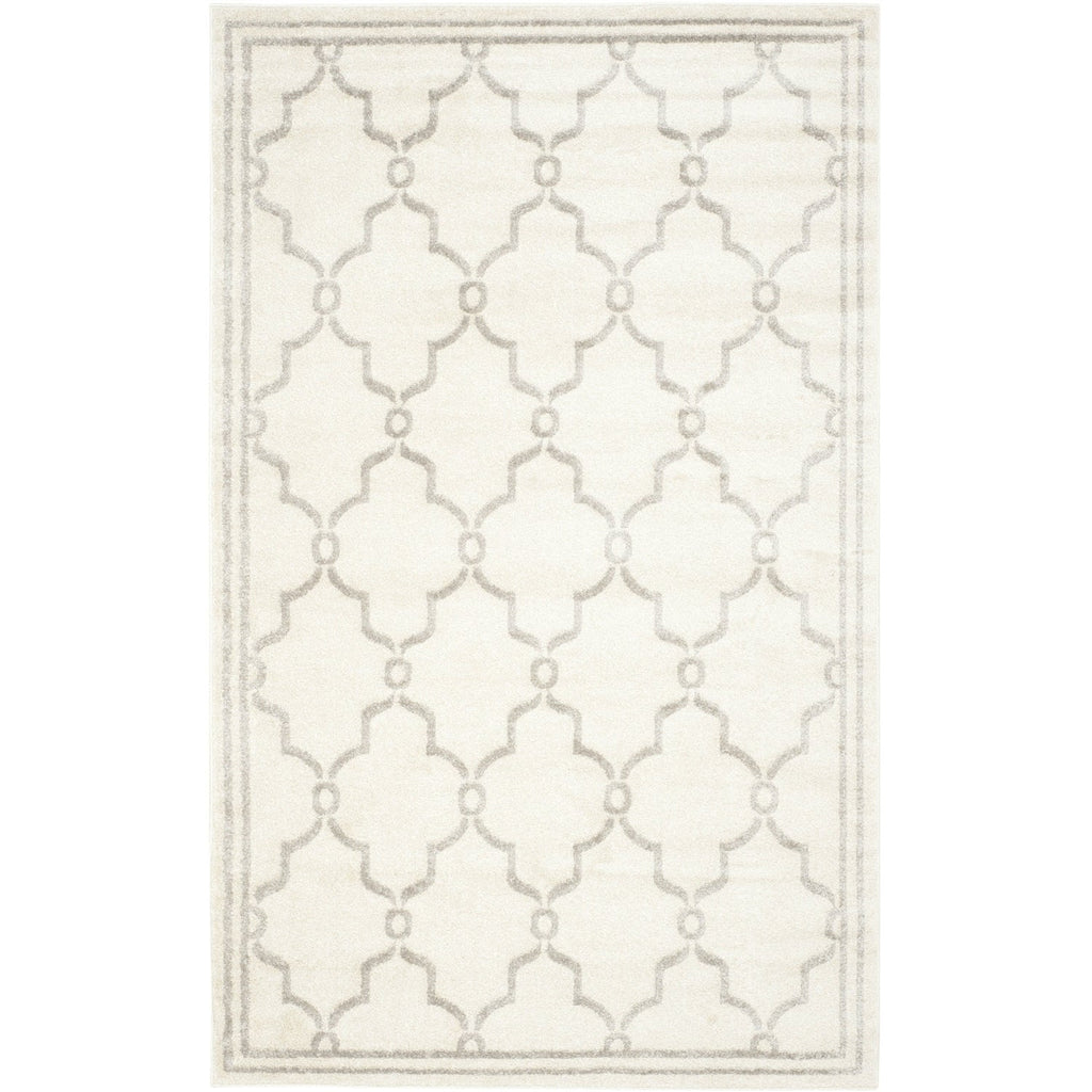 8' x 10' Indoor/Outdoor Area Rug in Ivory and Light Gray