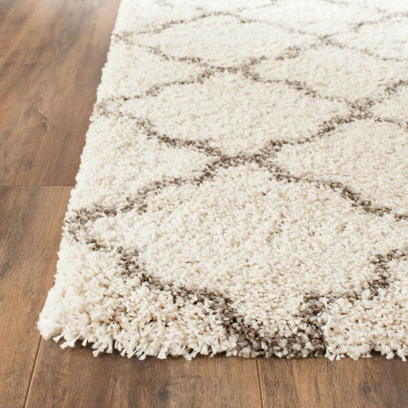 5'1" x 7'6" Shag Extra Plush Geometric Indoor Ivory/Gray Area Rug - Deals Kiosk