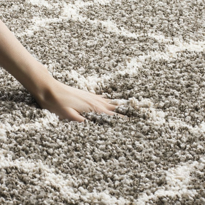 5'1" x 7'6" Shag Extra Plush Geometric Indoor Gray/Ivory Area Rug - Deals Kiosk