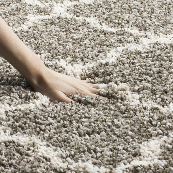8' x 10' Shag Extra Plush Geometric Indoor Gray/Ivory Area Rug - Deals Kiosk