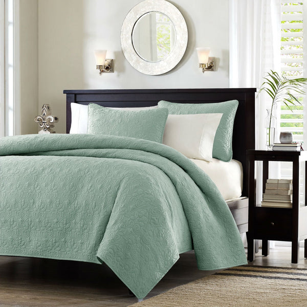 Full / Queen Seafoam Blue Green Quilted Coverlet Quilt Set with 2 Shams - Deals Kiosk